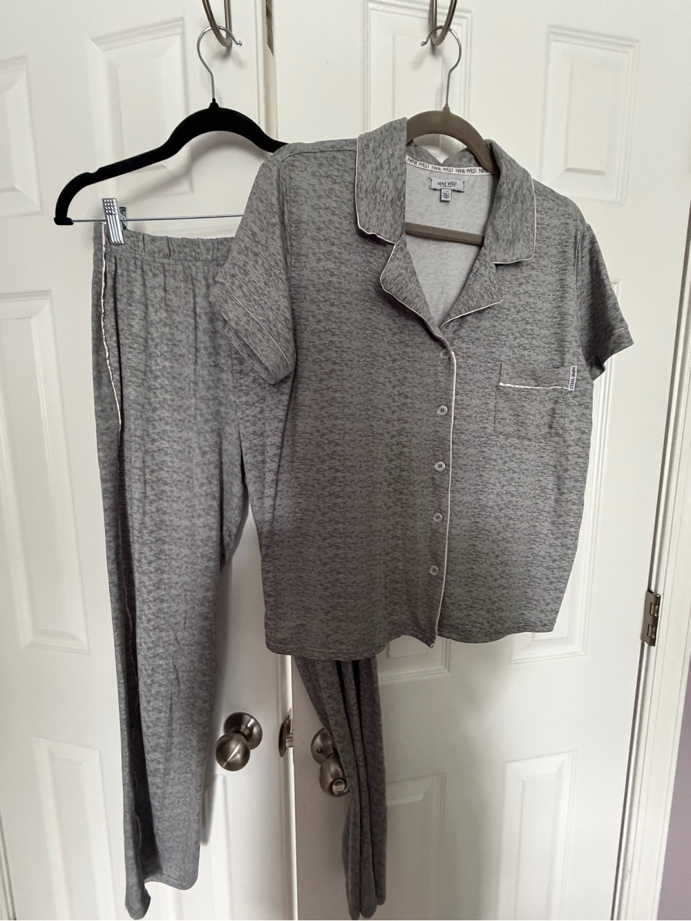 Nine West Gray Short Sleeve Pajama Set with Pink Piping